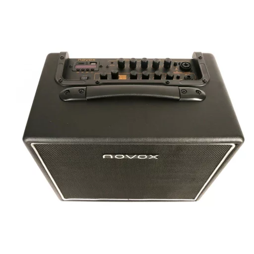 Novox *DISC* nPlay - gitár erősítő, USB/MP3/BT, akkumulátor, mikrofonnélküli